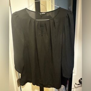Black simple long sleeve top